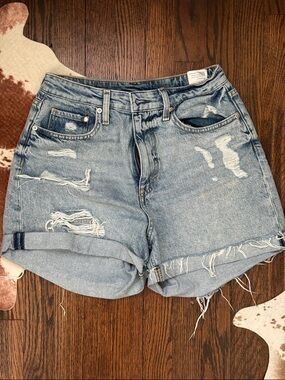 Distressed Denim Shorts - Light Blue